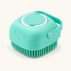 Spoto BathFoam™ — Escova de Silicone com Dispensador de Champô — verde coracao